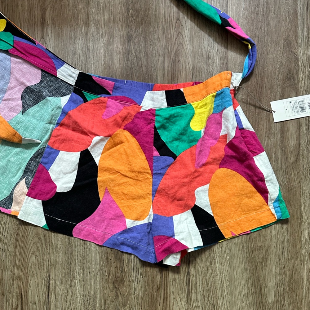 Brand New Skort beautiful, fun print. - Picture 2 of 5